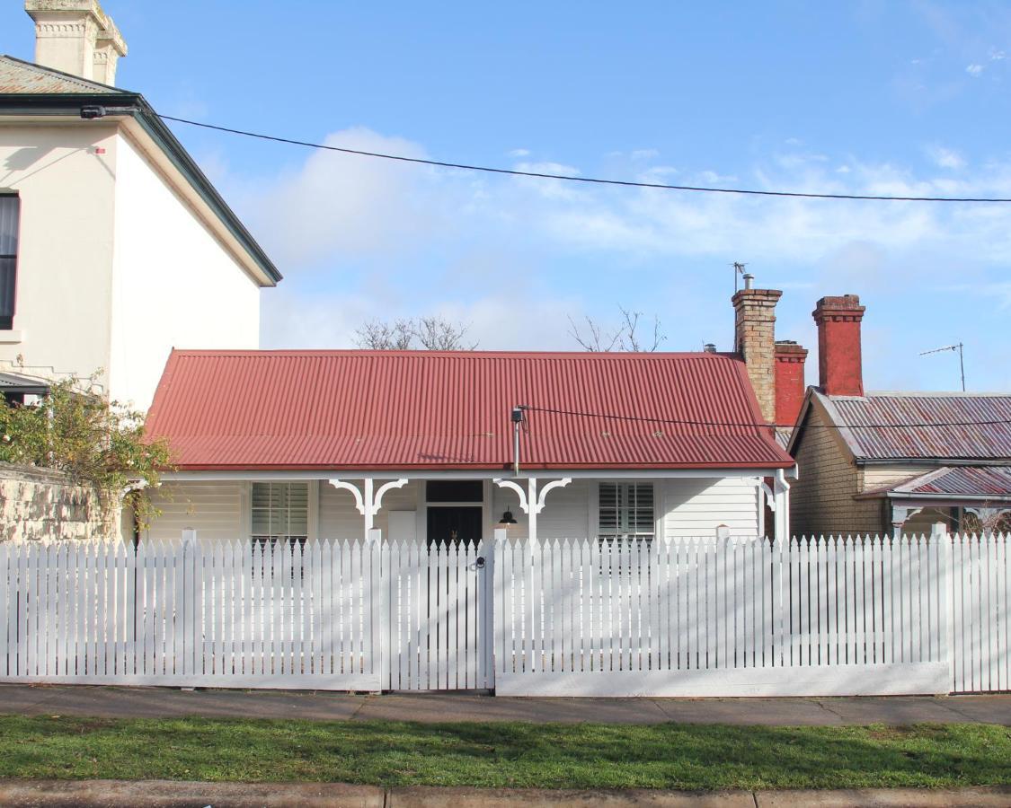 Alexander Cottage Дейлсфорд Екстер'єр фото